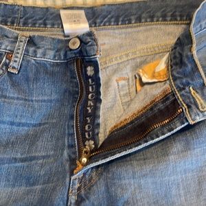 Lucky brand jeans